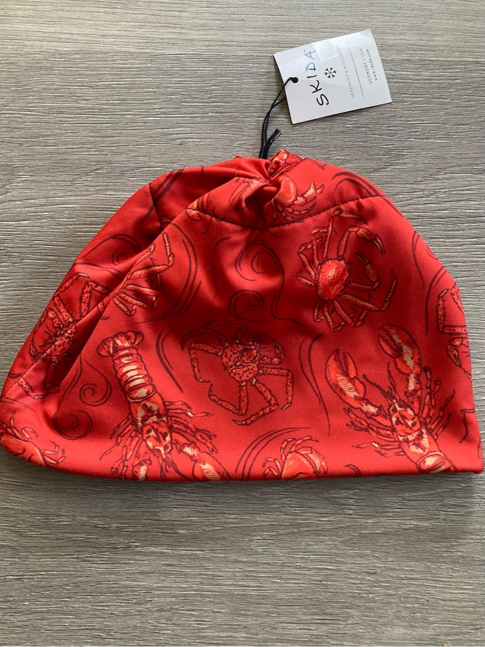 Salmon Sisters x Skida Red Crab Lobster Print Alpine Fleece-lined Beanie - Picture 5 of 5